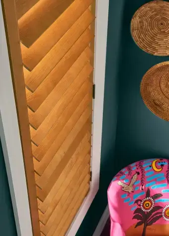 graber wood shutters 01